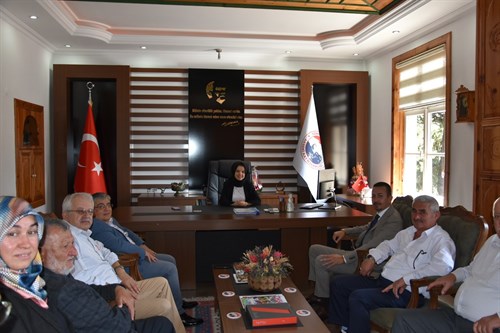 Ak Parti Akseki Koordinatörü Doğan Balakan ve Ak Parti İlçe Başkanı Halis Gündoğdu’dan Beraberindeki Heyet ile Kaymakam Karataş'a Ziyaret