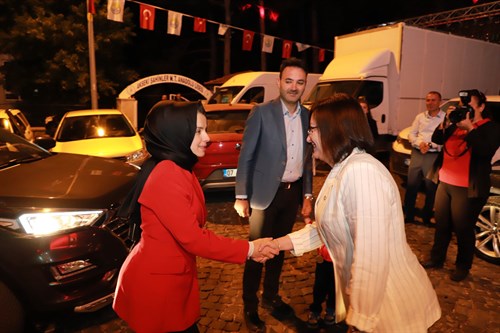 Kaymakamımız Sn. Saliha Karataş 19 Mayıs Atatürk’ü Anma Gençlik ve Spor Bayramı Gençlik Konseri Programına Katıldı